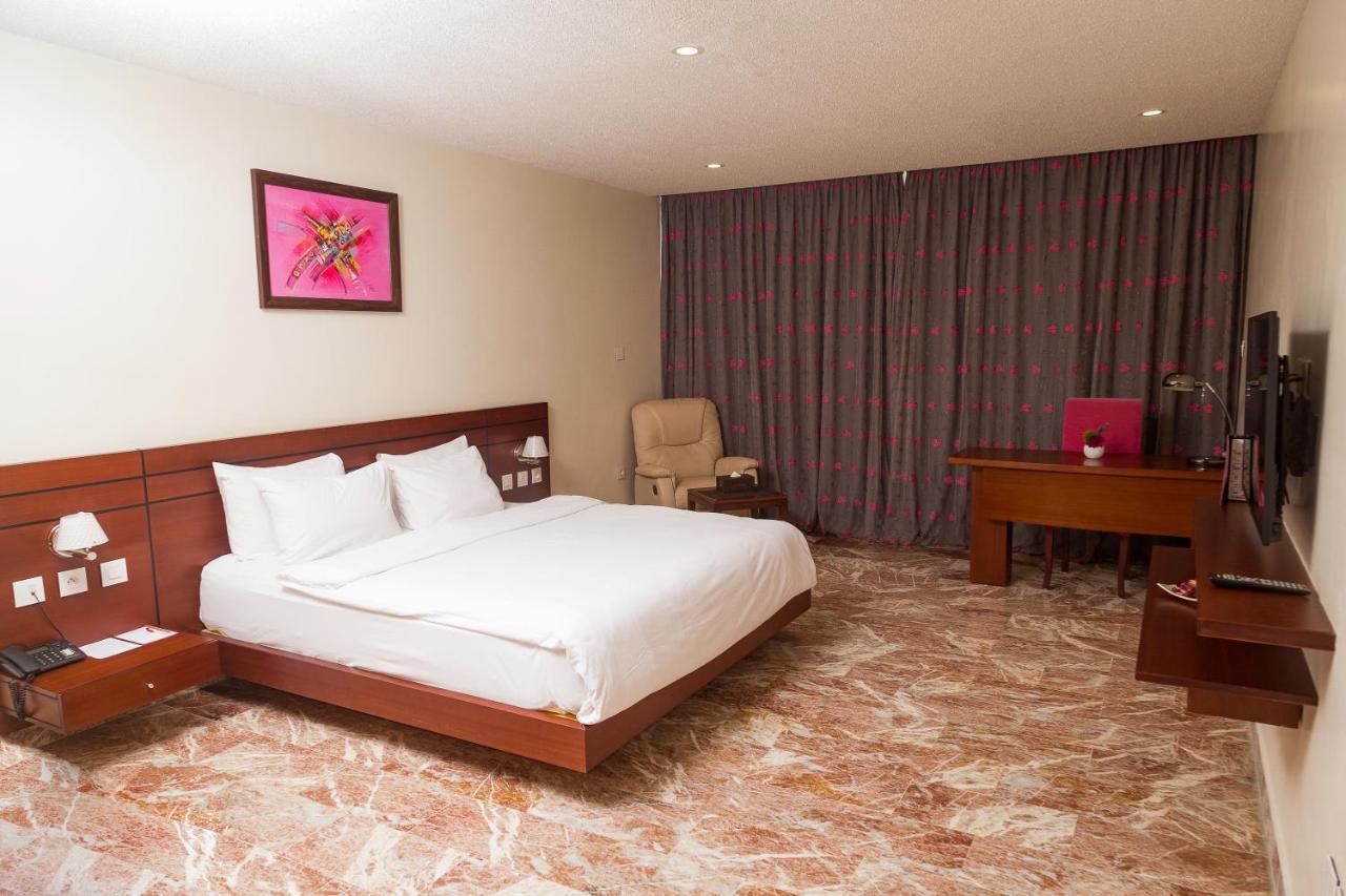 Hotel Du Golfe Lome Exterior photo