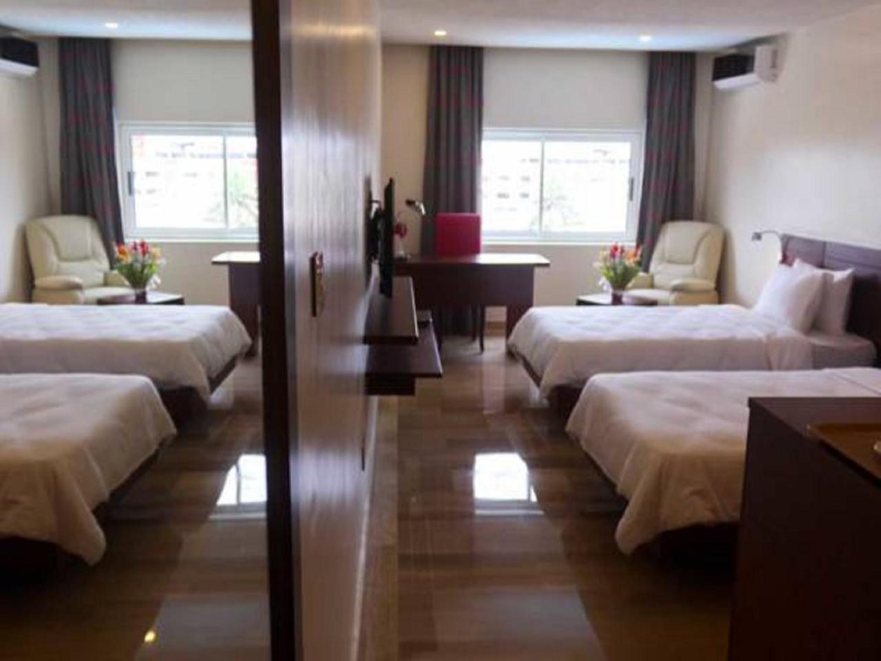 Hotel Du Golfe Lome Exterior photo